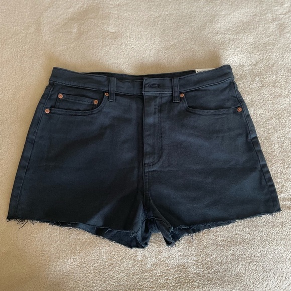 PINK Victoria Secret Shorts - Size 30 - Picture 10 of 10